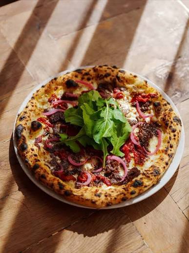 Tiftik Etli Pizza